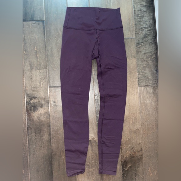 Lululemon purple leggings size 6 - Picture 1 of 4